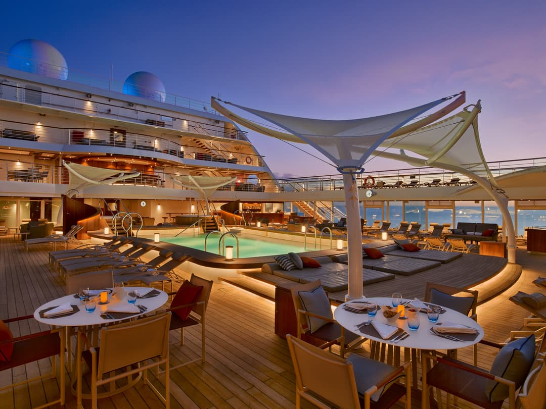Seabourn Seabourn Encore Exterior Pool Deck
