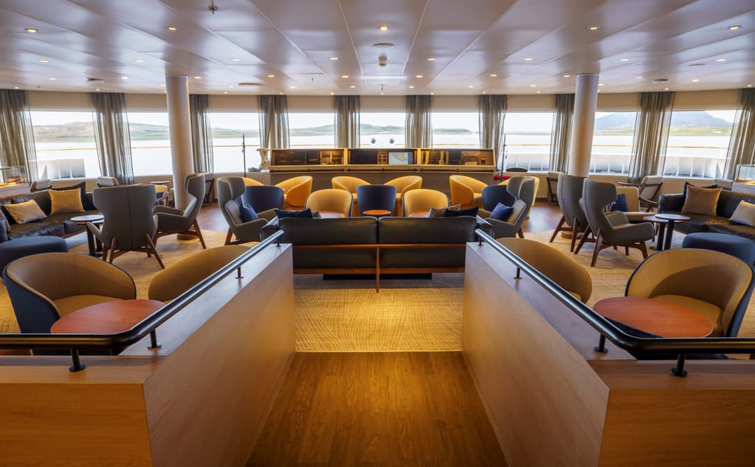 Qe Ultramarine Panorama Lounge 0
