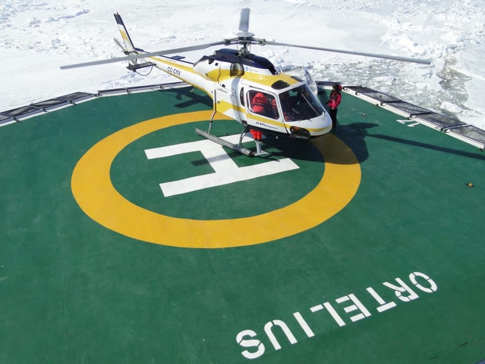 Oceanwide Expeditions Helicopter Tours 1.jpeg