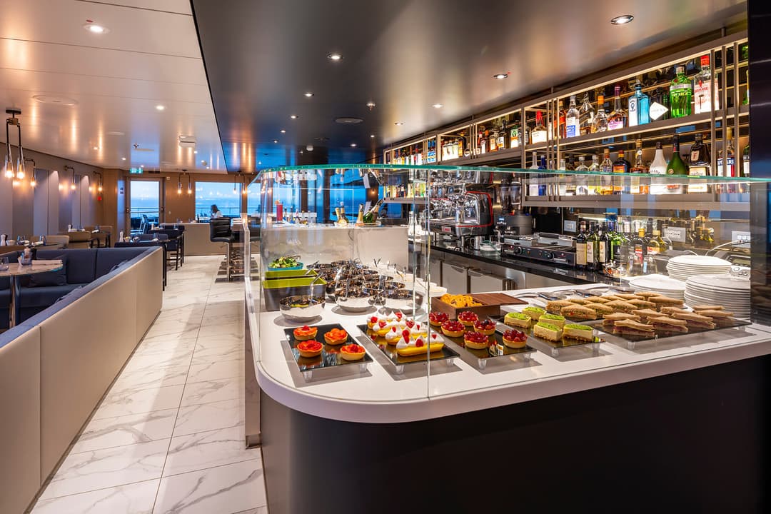 Scenic Eclipse Azure Bar & Café 11