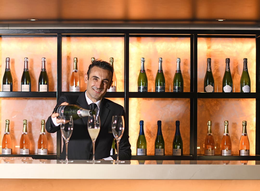 Scenic Eclipse Lumière Champagne Bar 3 Crop
