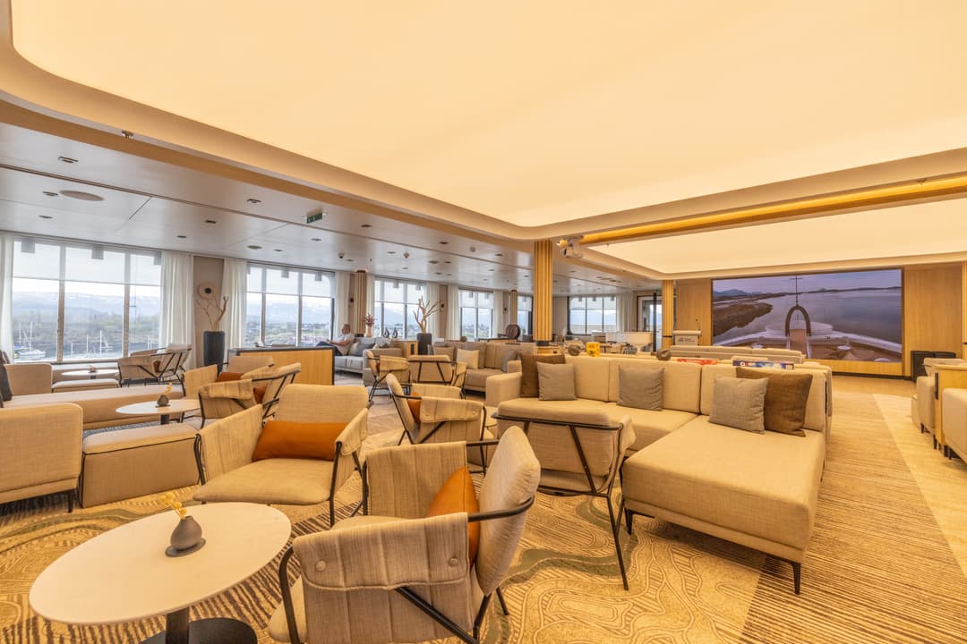 Swan Hellenic Sh Diana Observation Lounge 4