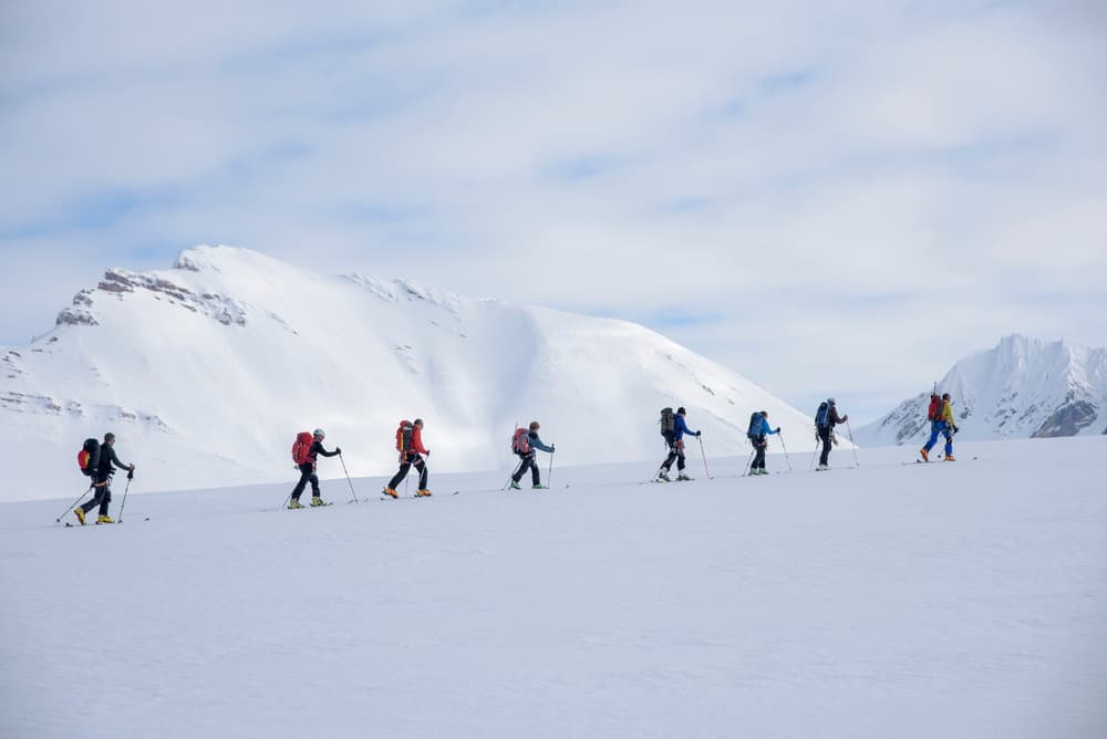 Ski & Sail , Spitsbergen, May © Oceanwide Expeditions, Folkert Lenz _1_.jpg_Folkert Lenz.jpeg