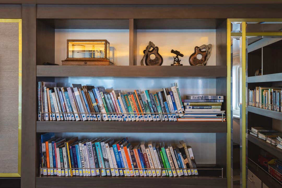 Ae Expeditions, Sylvia Earle, The Library, Sylvia Earle, Richard I'anson