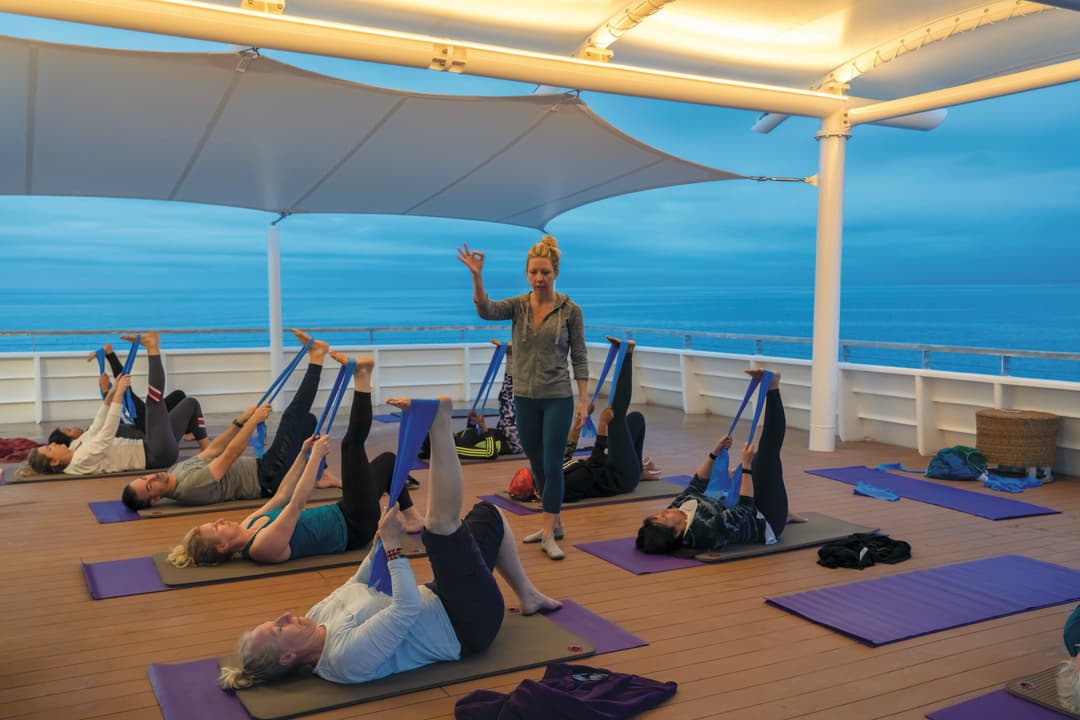 Ng Le Ng Venture Quest Fitness Wellness Program ©Lindblad Expeditions Marco Ricca