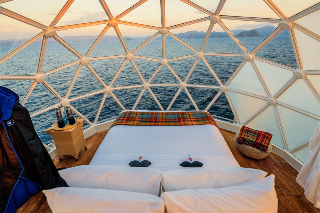 Ng Le Ng Resolution Igloos Infinity Pools ©Lindblad Expeditions David Vargas 1