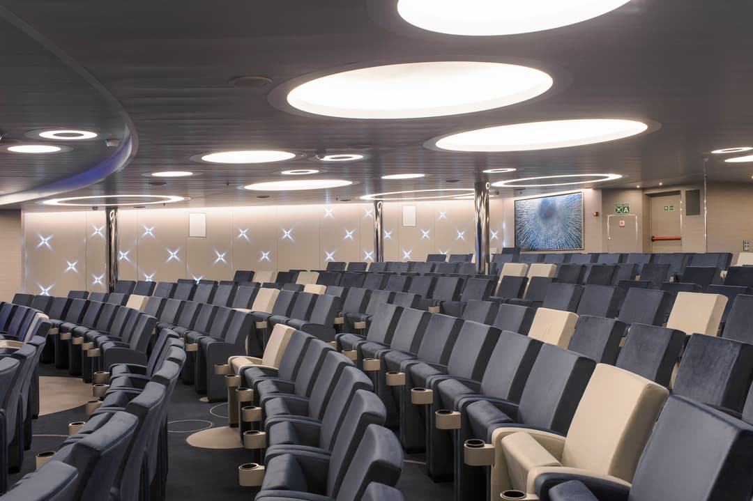 Ponant, Le Lyrial Theatre ©Ponant François Lefebvre