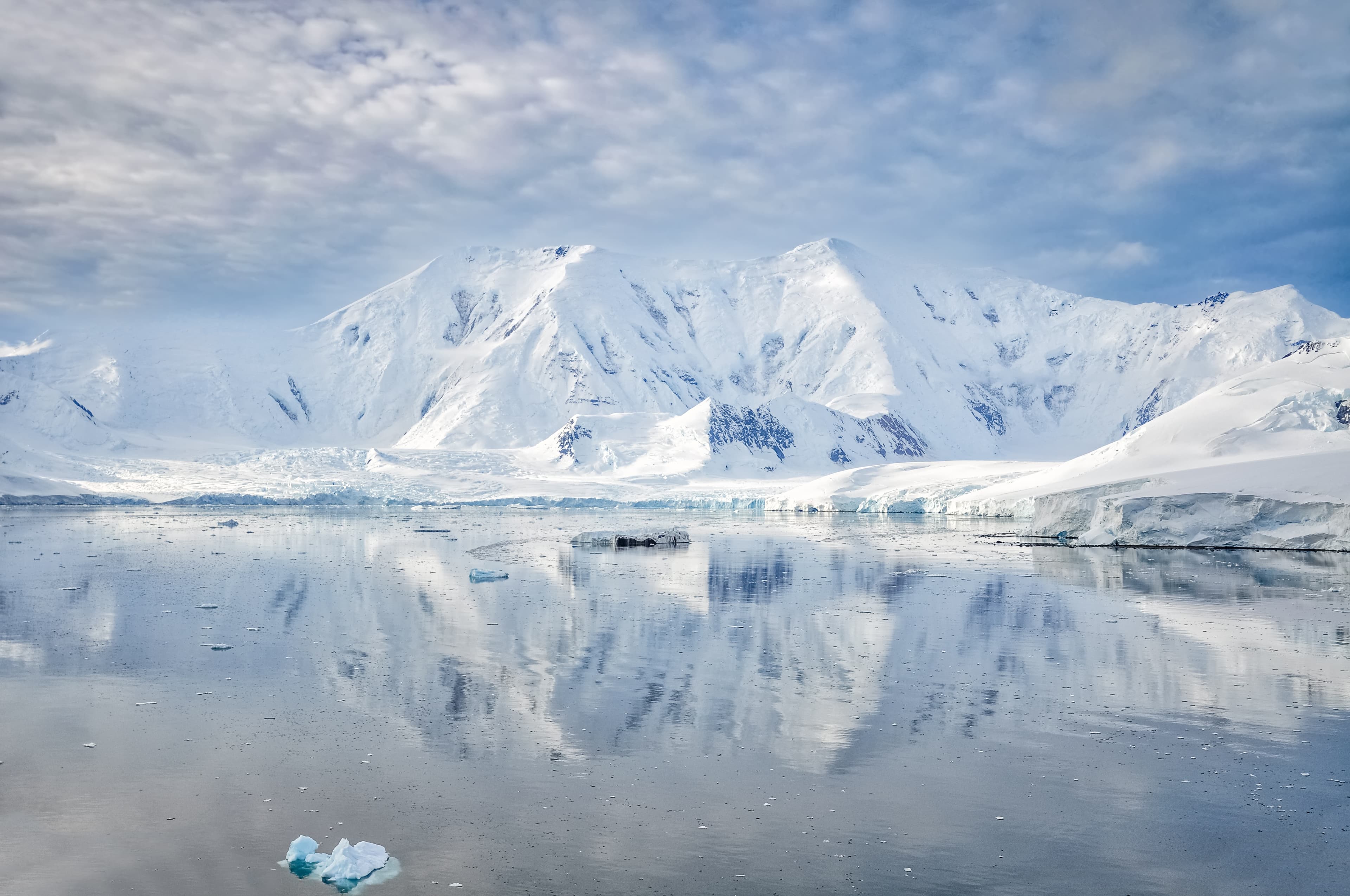 Antarctic Circle Expedition