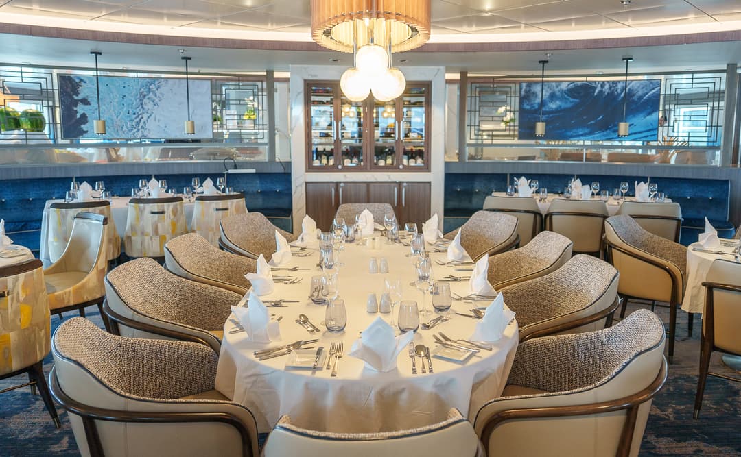 Quark Expeditions, Ocean Explorer Main Dining Room 5 ©Quark Expeditions