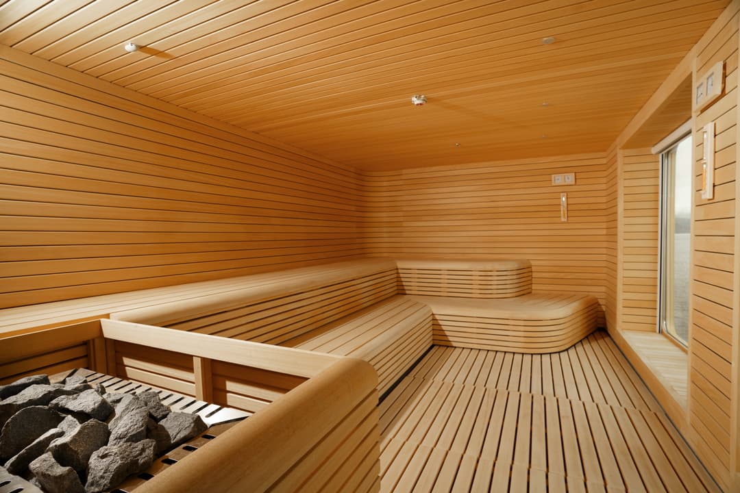 Quark Expeditions, Ultramarine Tundra Sauna 1 ©Quark Expeditions