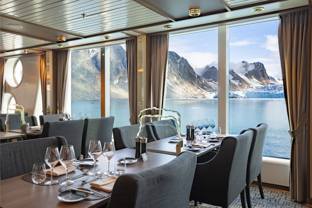 Hx Hurtigruten Expeditions Ms Fram Lindstrøm 1 ©Espen Mills