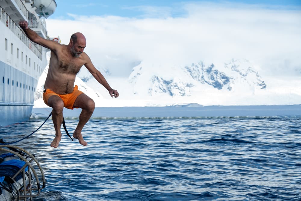 Polar Latitudes Expeditions Polar Plunge 1.jpg