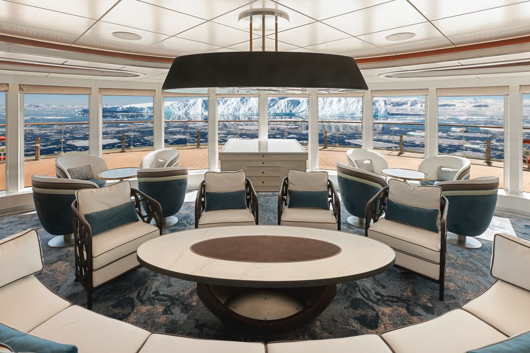 Ae Expeditions Douglas Mawson Observation Lounge ©Ae Expeditions 3