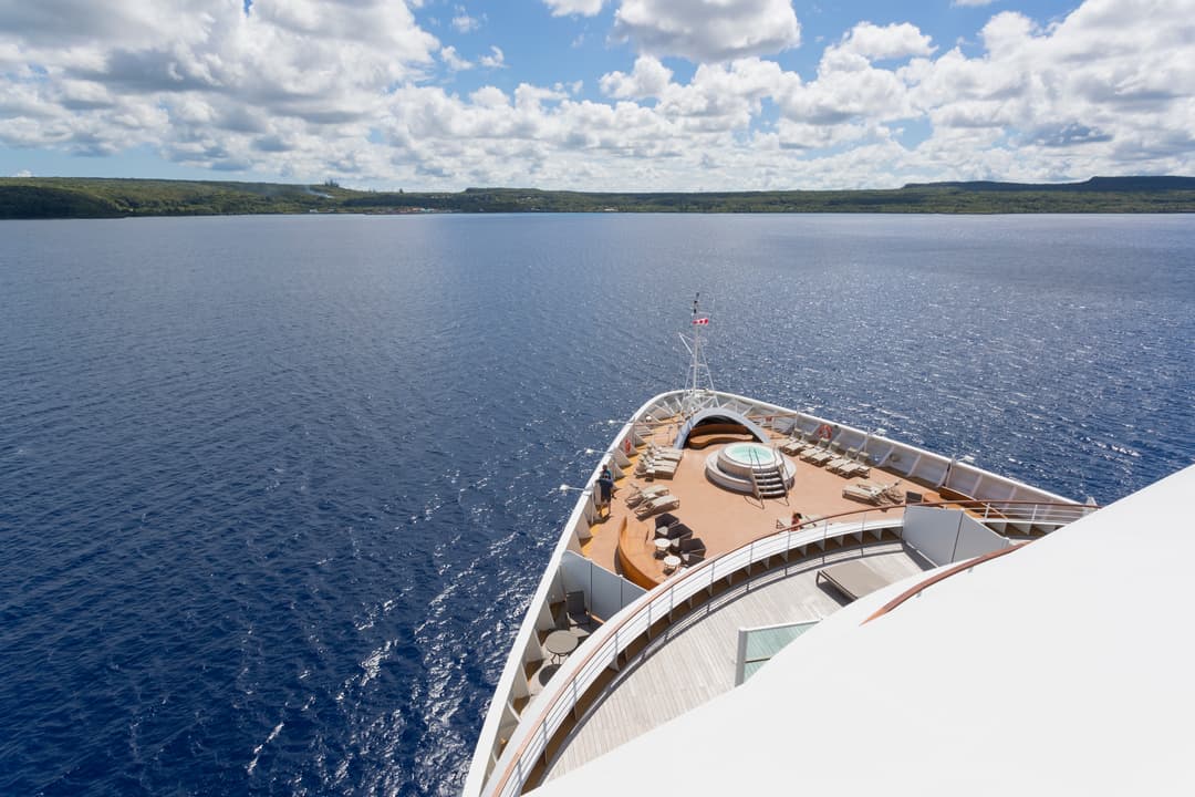Seabourn Encore Bow Whirlpool In New Caledonia ©Richard Sidey And Aliscia Young