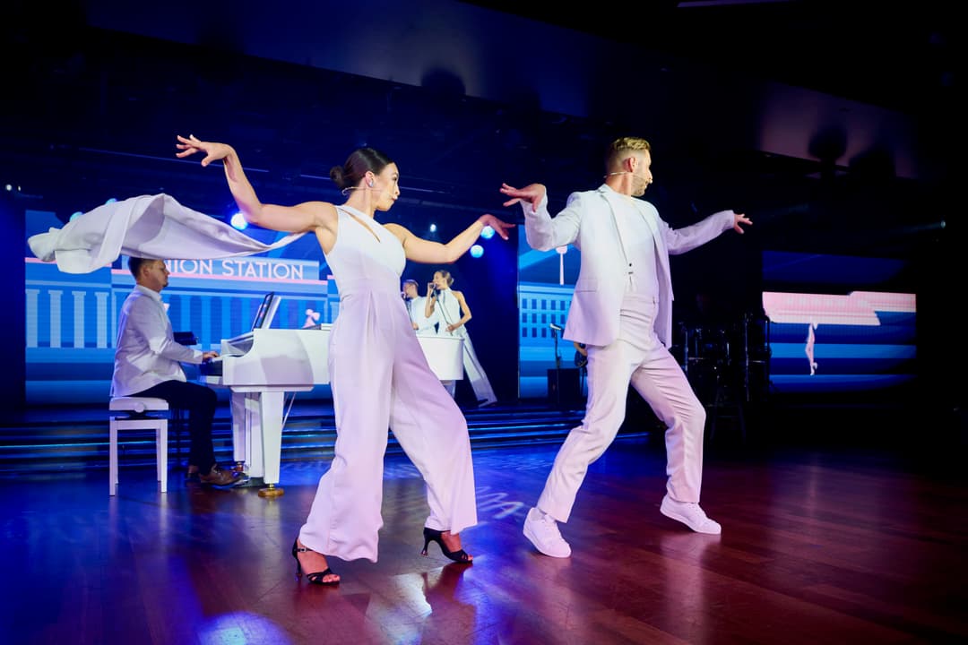 Seabourn Grand Salon Shows ©Www.Maximovphoto.Com 6