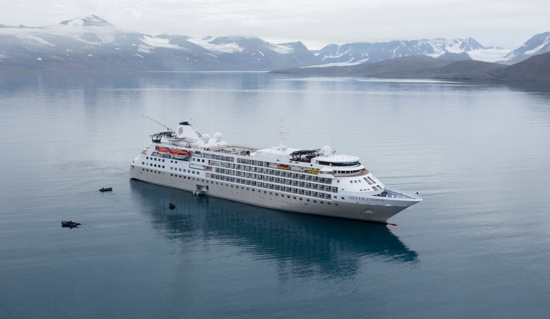 Silversea Cruises Silver Cloud Norway Exterior Cropped ©Silversea Cruises Ltd