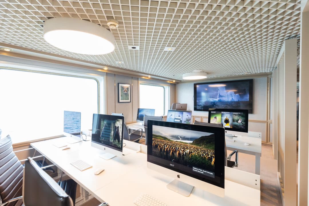 Silversea Cruises Silver Wind Photo Studio 3 ©Silversea Cruises Ltd