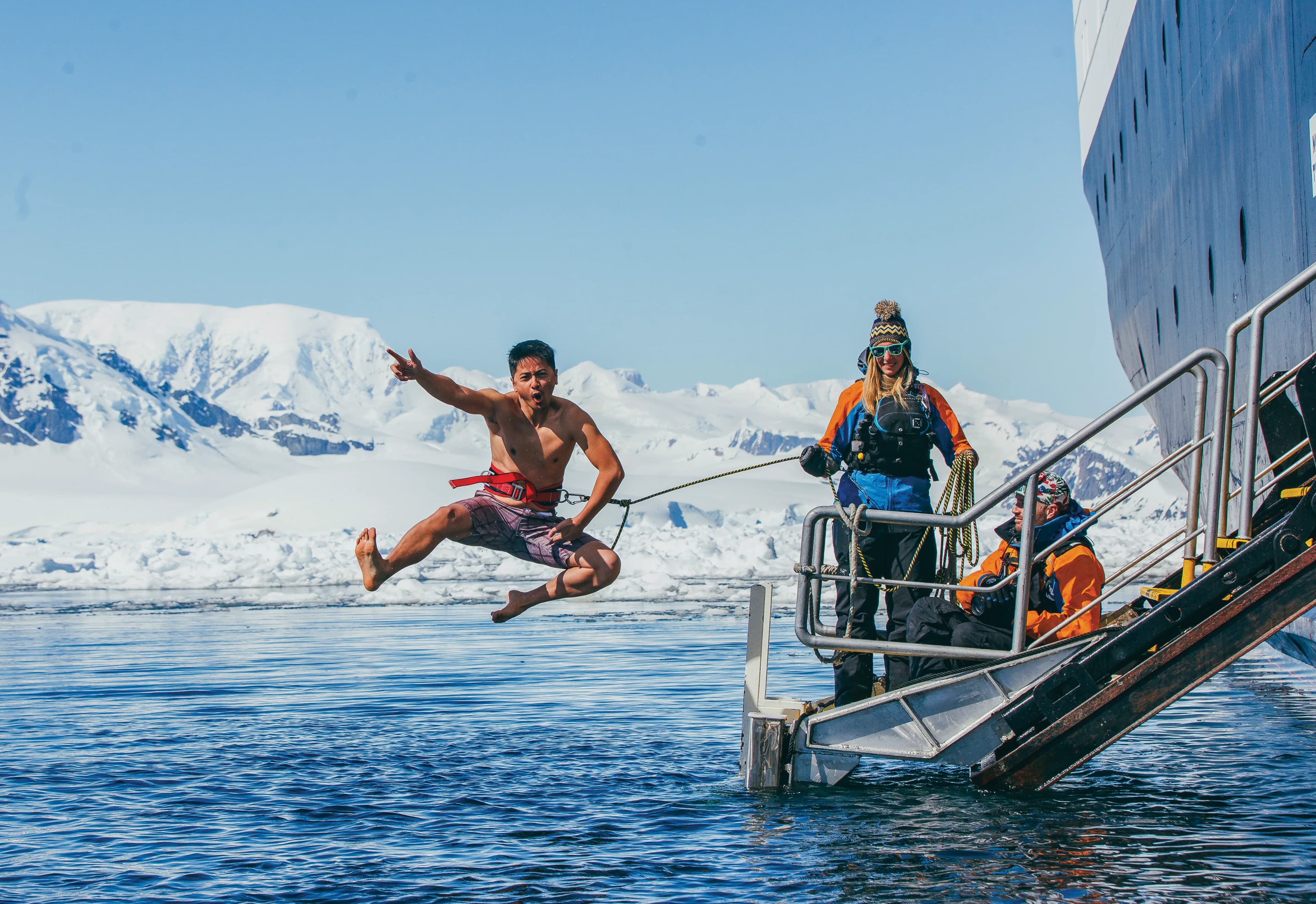 Antarctic Explorer: Discovering the 7th Continent